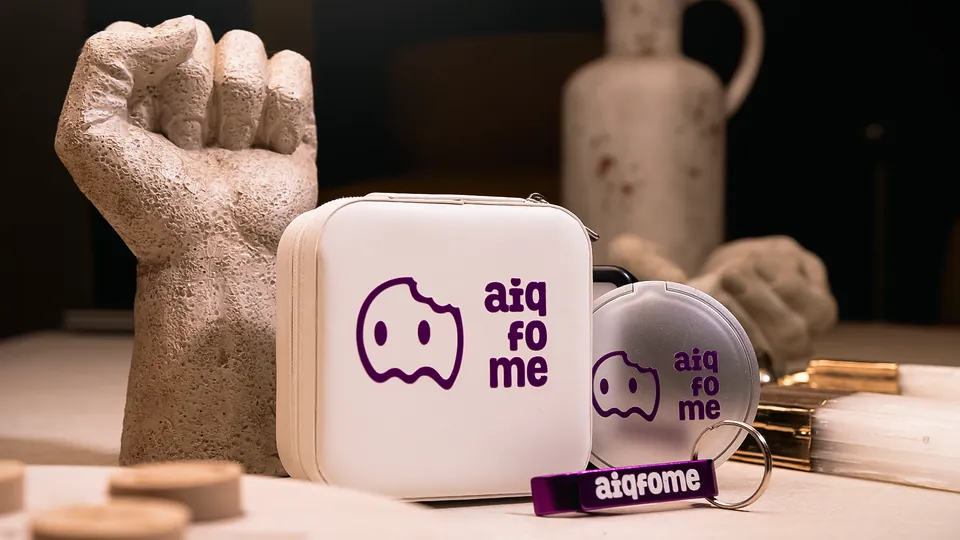 Kit personalizado com brinde corporativo — Bella Criativa